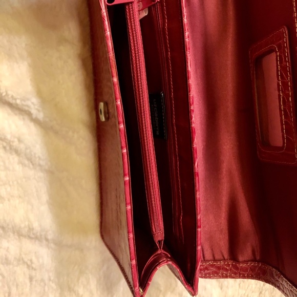 ✨S O L D✨ Liz Claiborne pink leather handbag - Picture 9 of 9